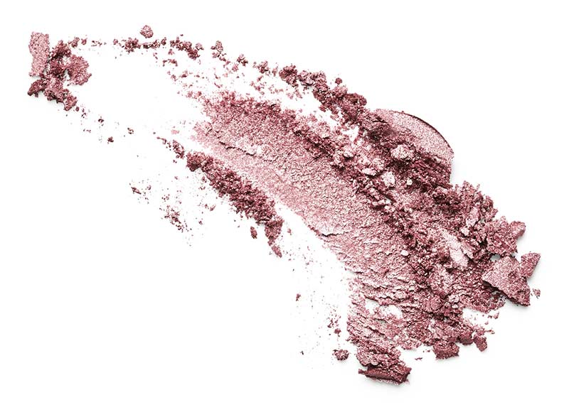 Streifen eines Perlglanzpigments in einem beigerosefarbenen Nudeton
